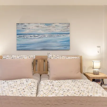 Ronnie Woodward Appartement Pellworm